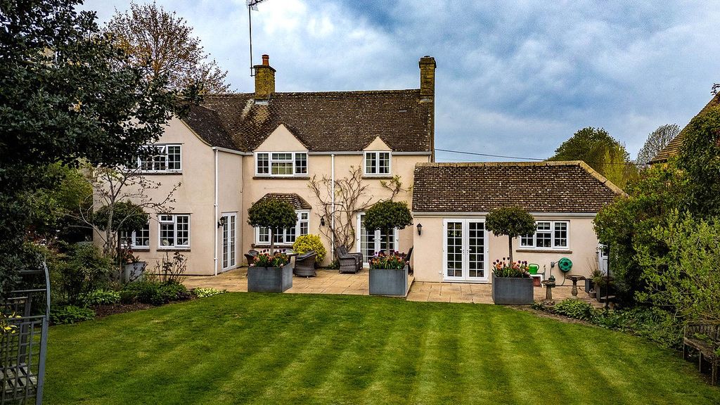 Property photo 1 of 19 Picture No. 17