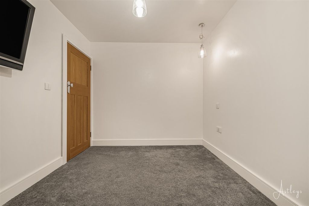 Additional image 21 of 3 bed flat for saleMumbles Road, Mumbles, Swansea SA3