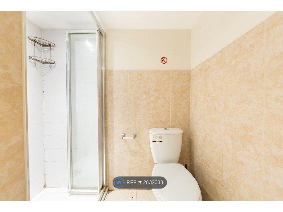 Property photo 3 of 4