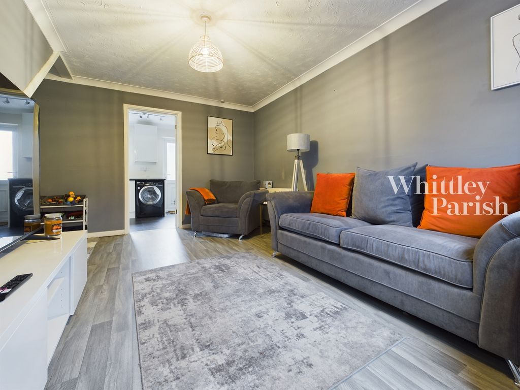 Property photo 2 of 11