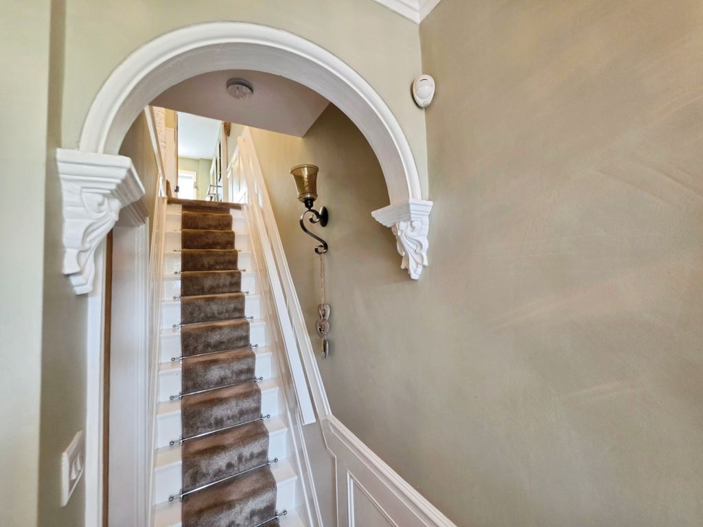 Property photo 3 of 58 Pbox-Img.Jpg