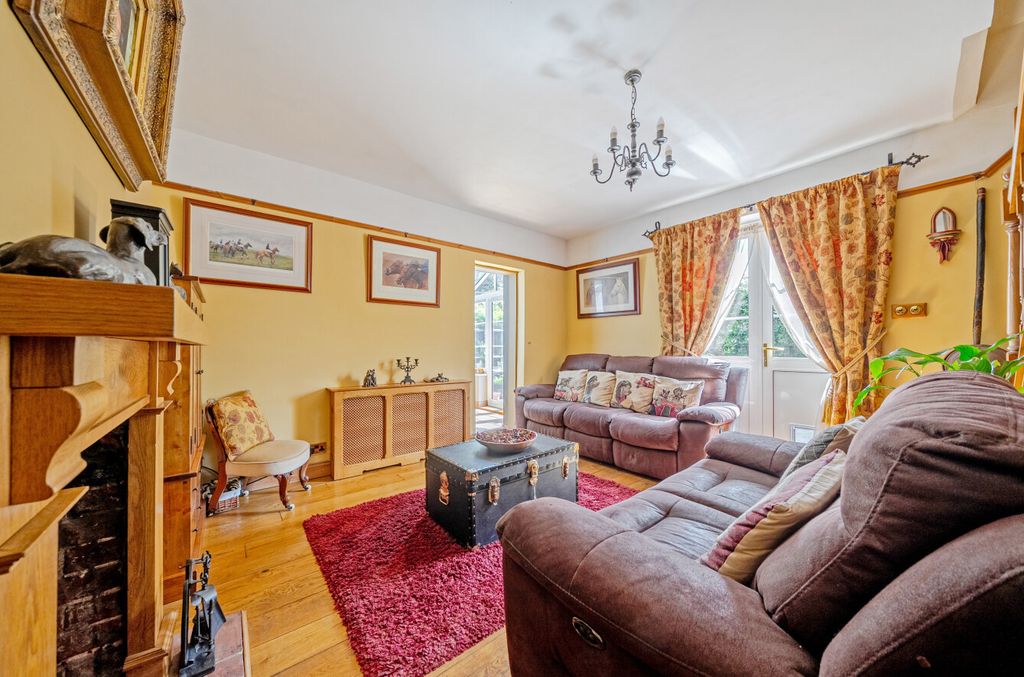 Property photo 2 of 14 1456271-4-69Fc9c2...