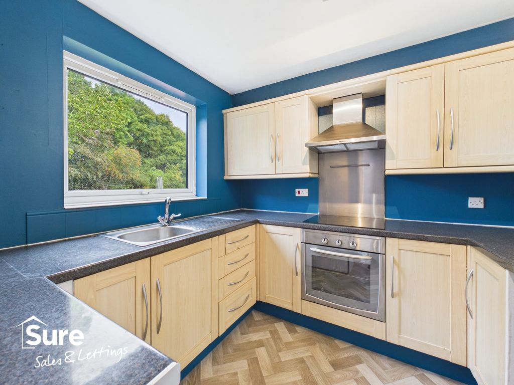 Property photo 2 of 17 5521513