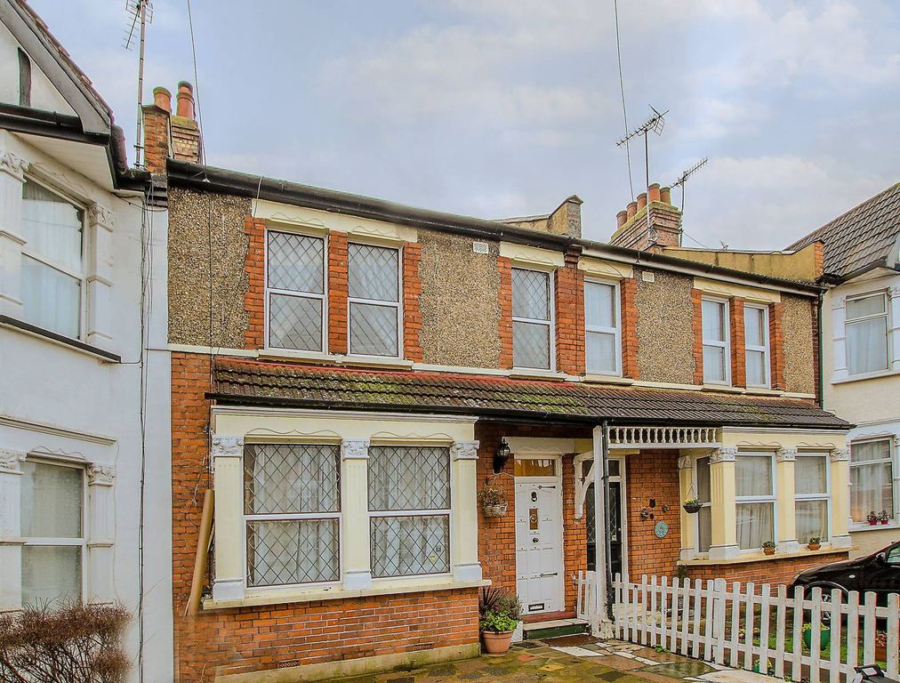 Property photo 3 of 7