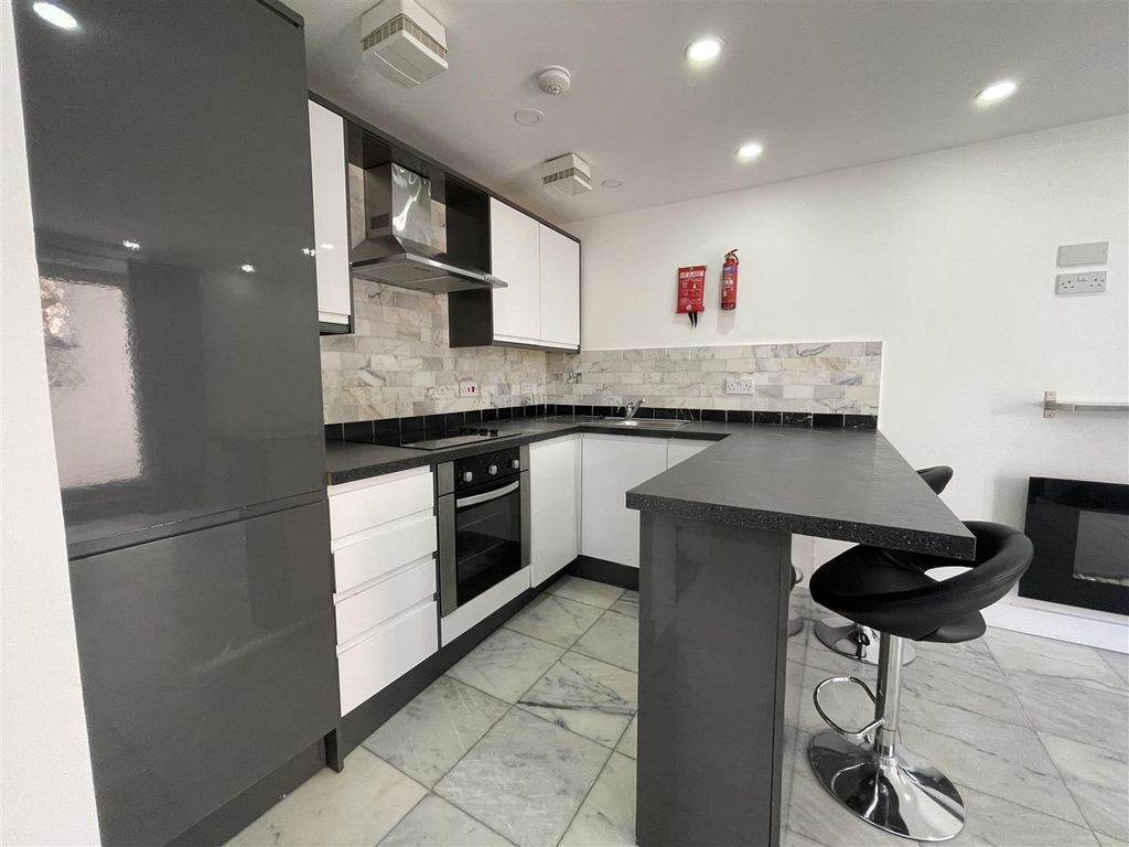 Property photo 3 of 7 Img_6984.Jpg