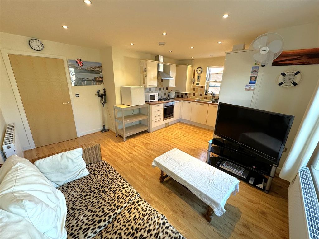 Property photo 2 of 12 2.Jpg