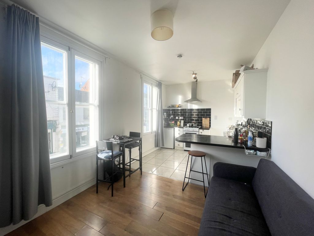 Property photo 1 of 5