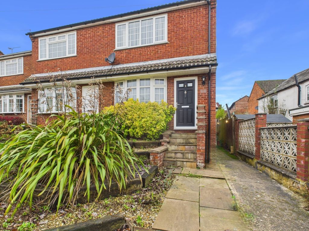 Property photo 1 of 14 1. Cam04922G0-Pr0111-Still019