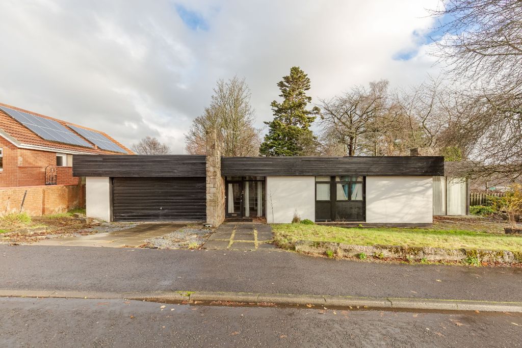 Property photo 1 of 22