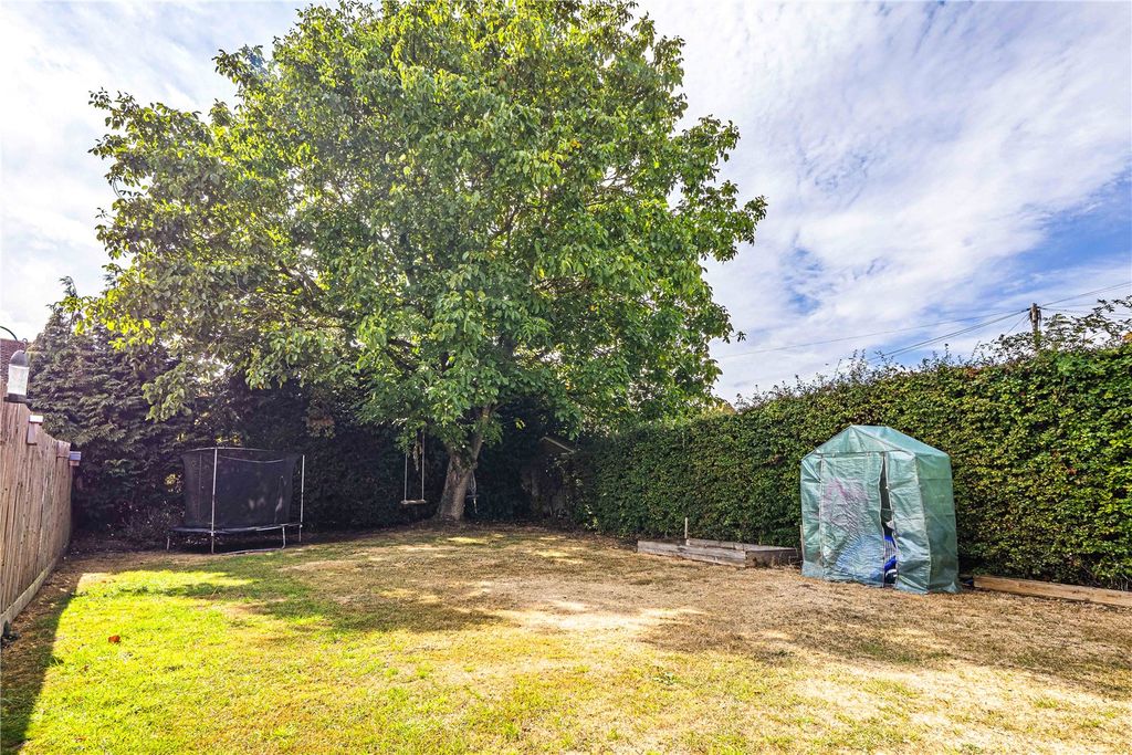 Property photo 2 of 16 Picture No. 14