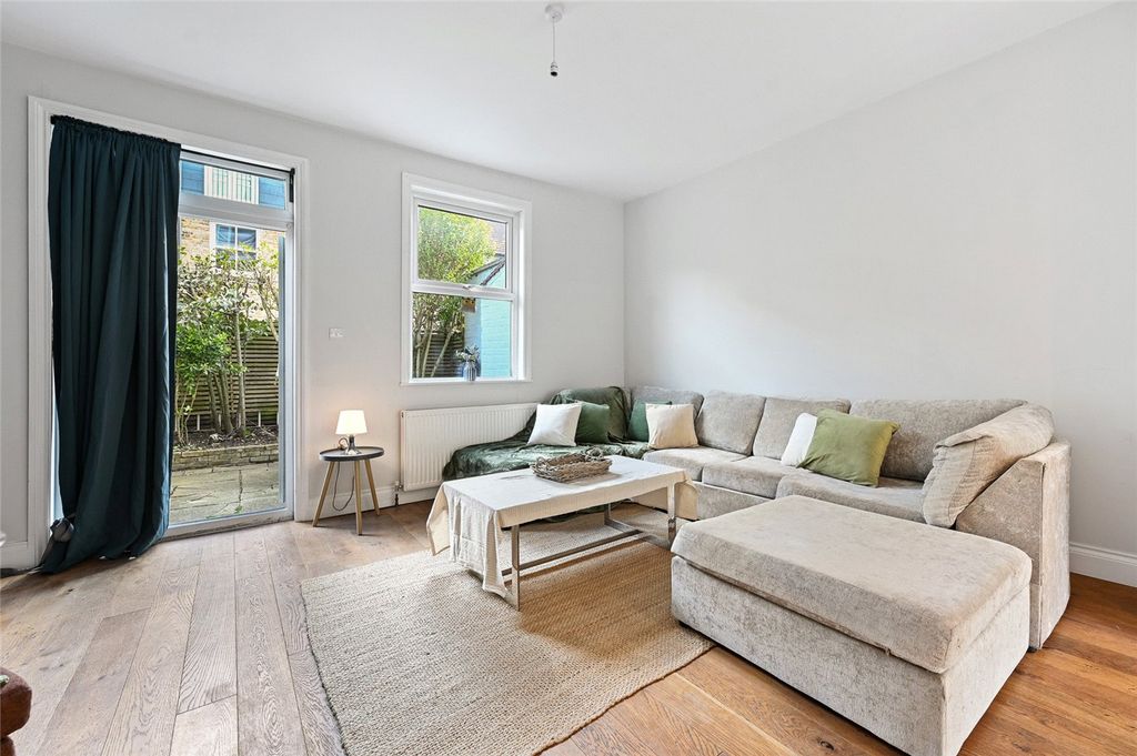 Property photo 2 of 12 Picture No. 06