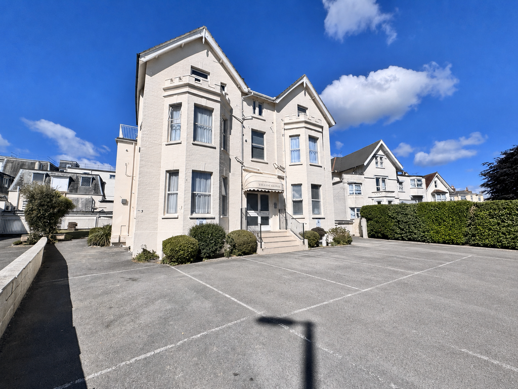 Property photo 1 of 6