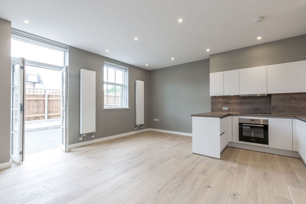 Property photo 2 of 15 Living_Room