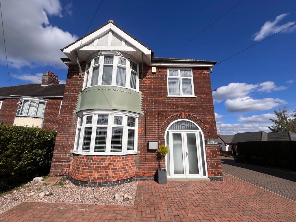 Property photo 1 of 29