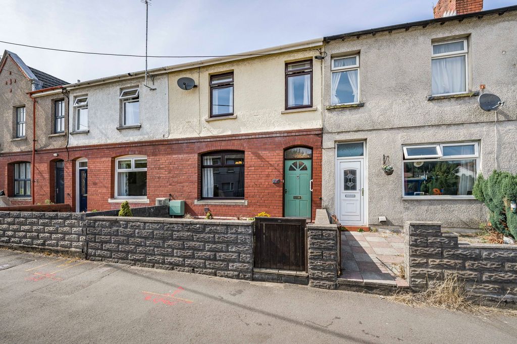 Property photo 1 of 27