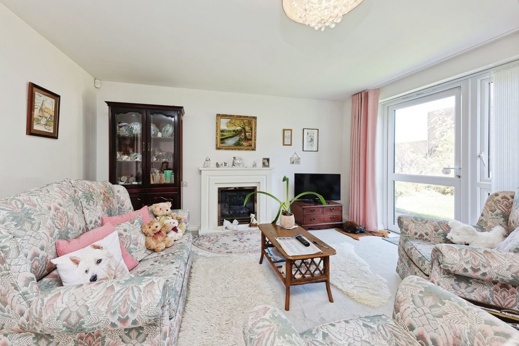 Property photo 3 of 20 Pbox-Img.Jpg