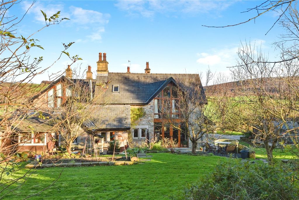 Property photo 1 of 26 External