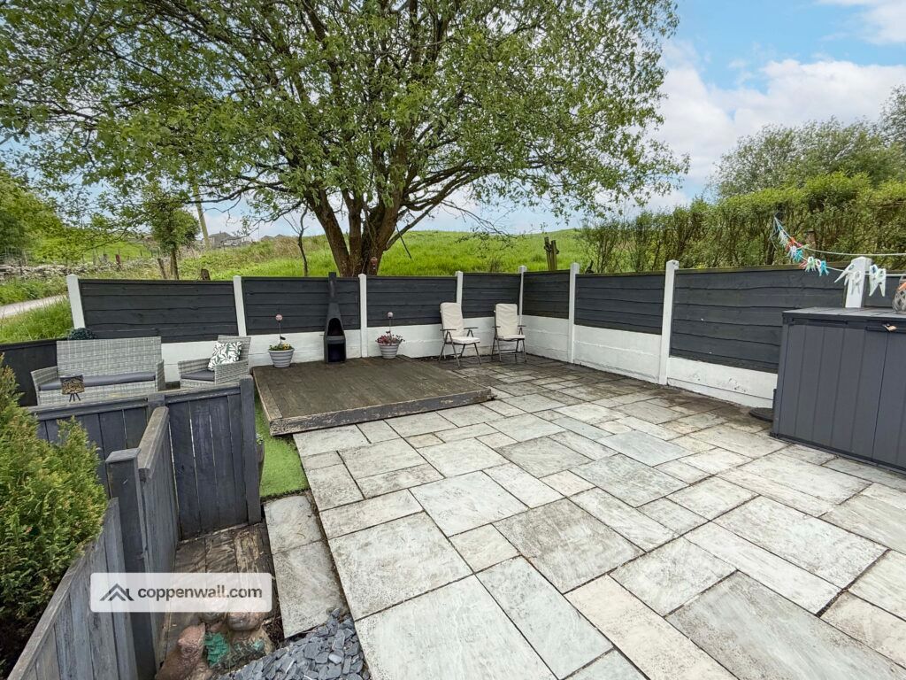 Property photo 2 of 35