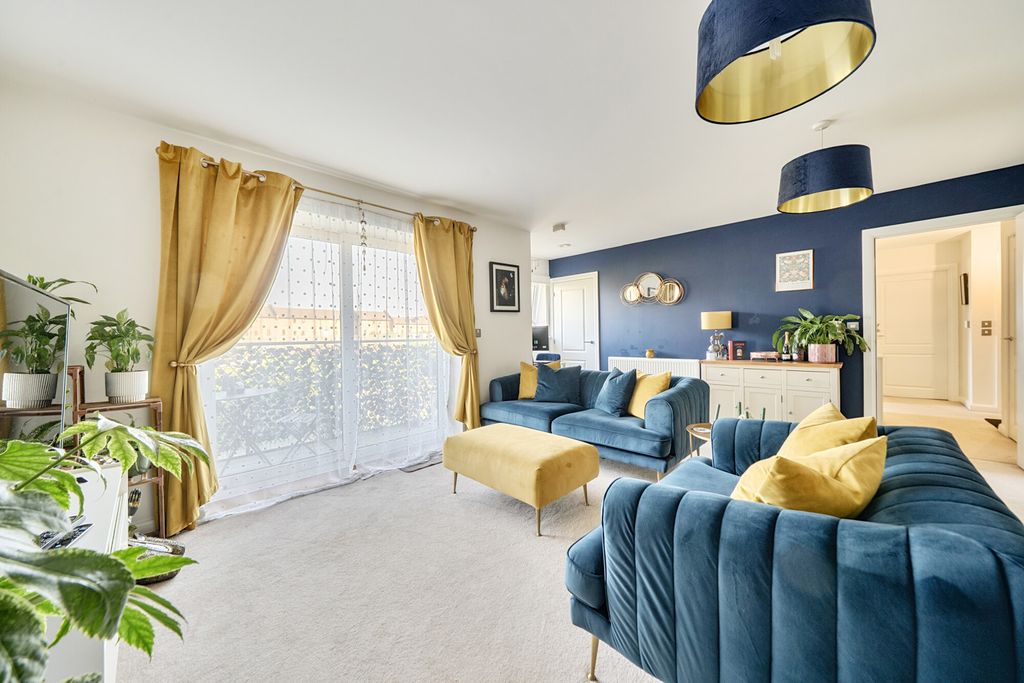 Property photo 2 of 14 1466556-6-6A17317...