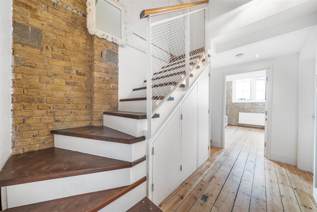 Property photo 2 of 18 1041609 (18).Jpg