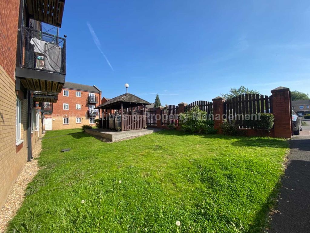 Property photo 3 of 11