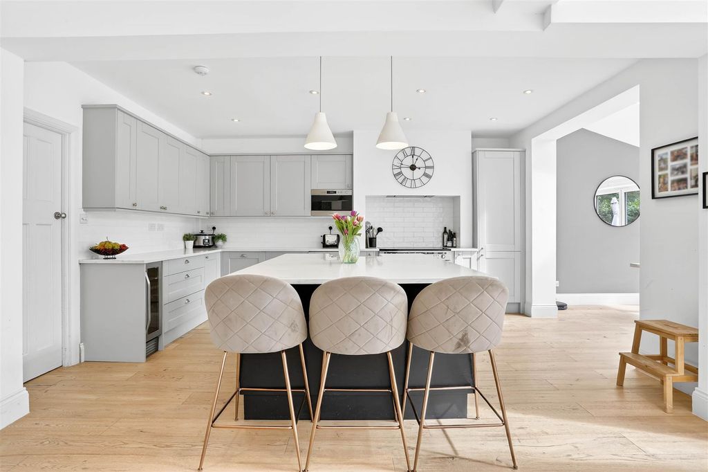 Property photo 2 of 41 1674857731 - 45.Jpg