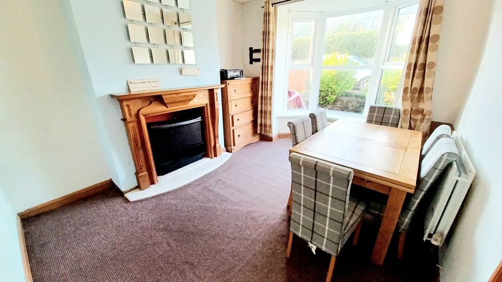 Property photo 3 of 18 20251210_123146