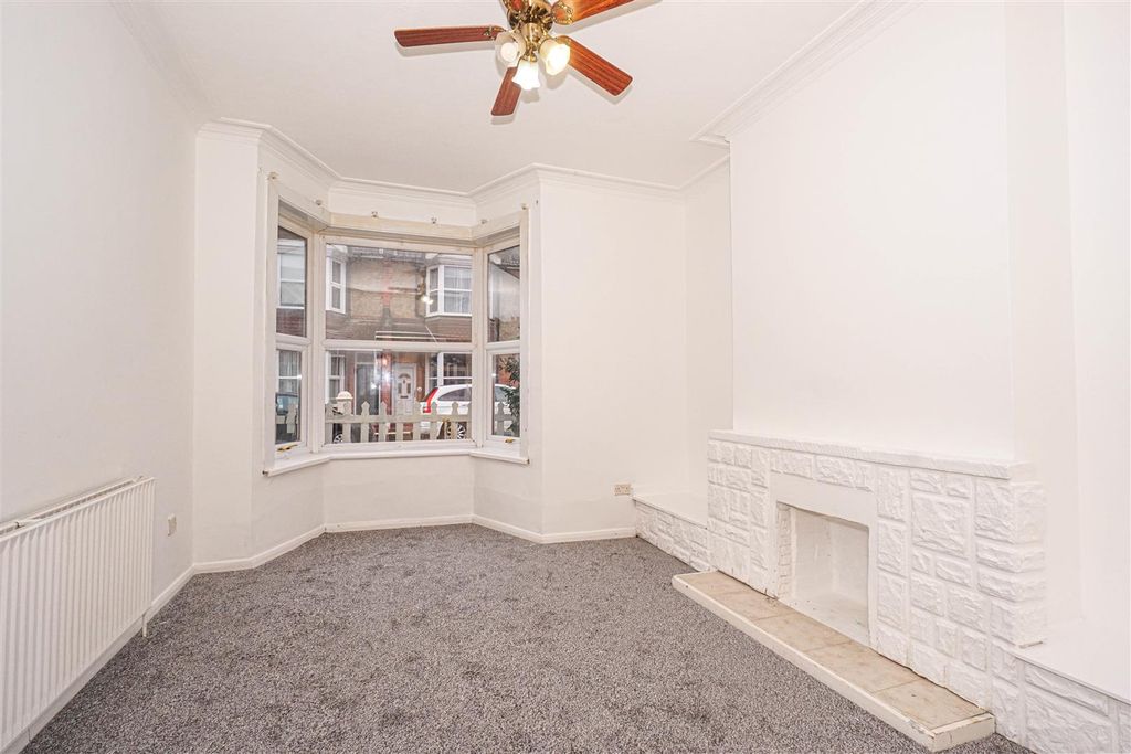 Property photo 2 of 21 Dsc05830.Jpg