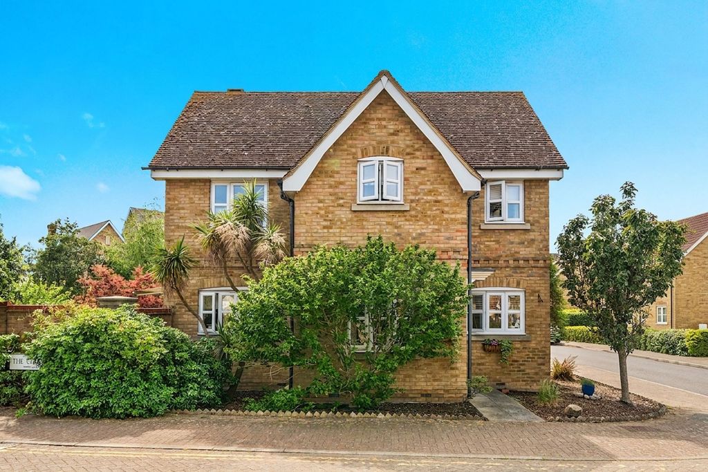 Property photo 1 of 24