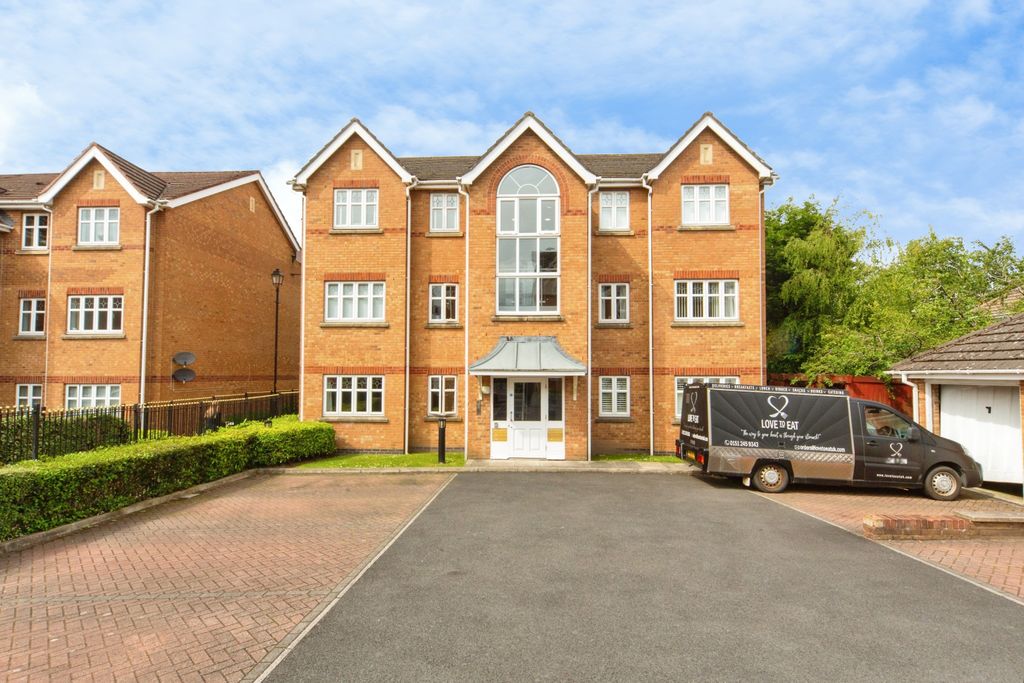 Property photo 1 of 15