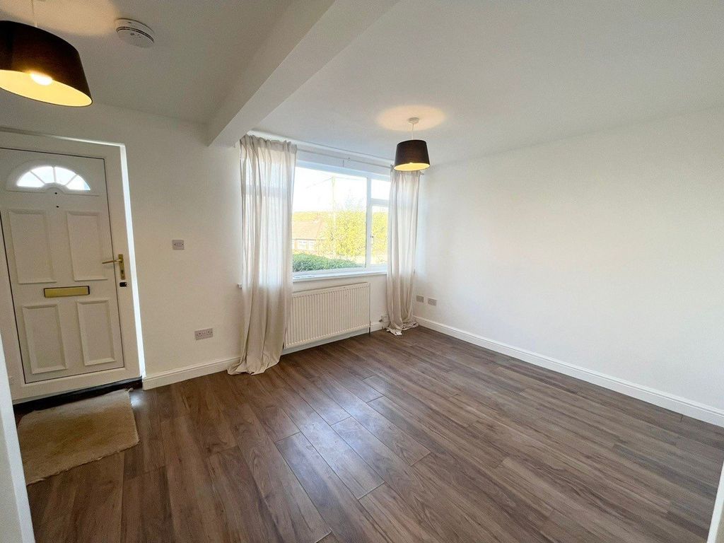 Property photo 2 of 13 Picture No. 34