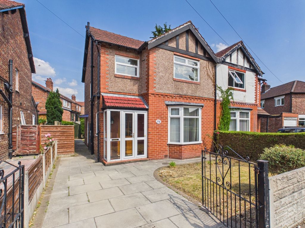 Property photo 1 of 9 Ewemove - Park Road - External