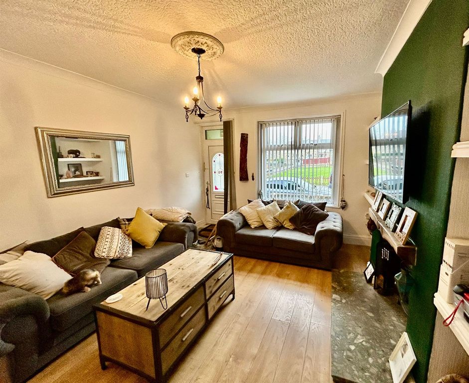 Property photo 3 of 14