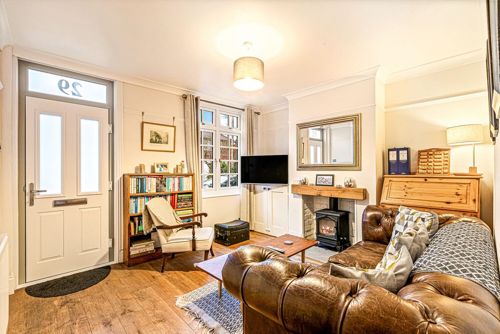 Property photo 2 of 19