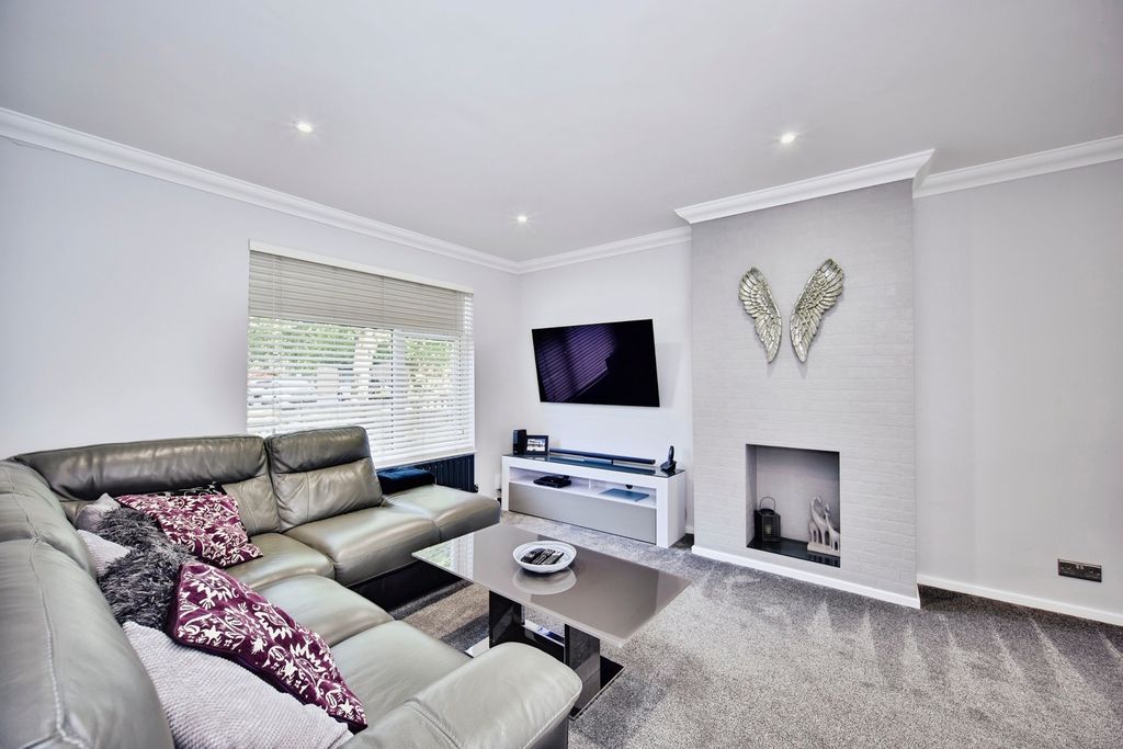 Property photo 3 of 22 Pbox-Img.Jpg