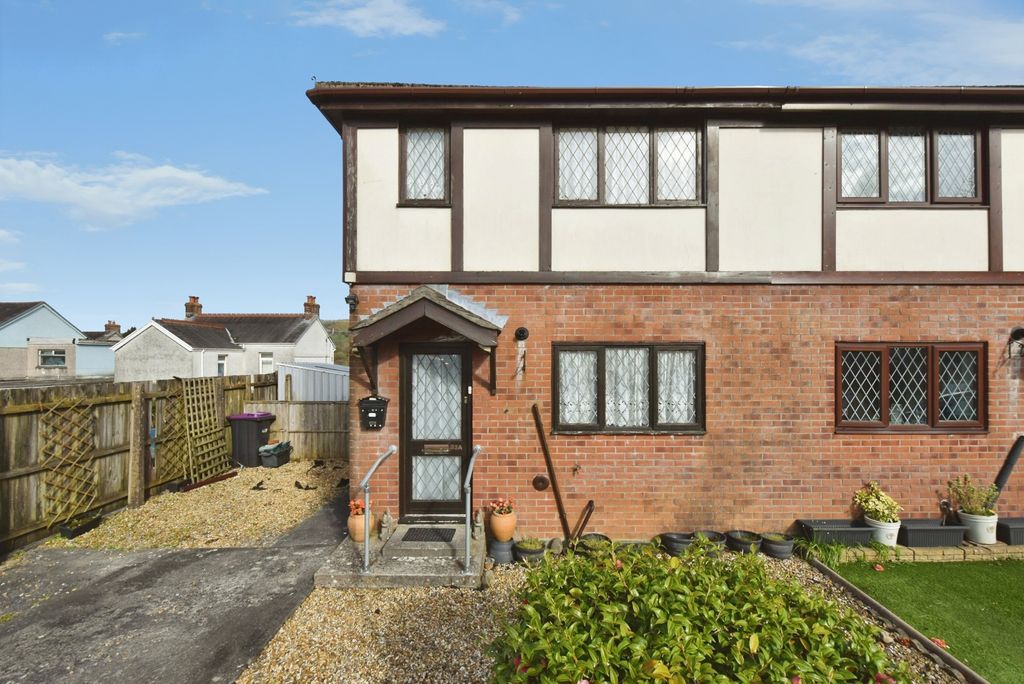 Property photo 1 of 12 Pbox-Img.Jpg