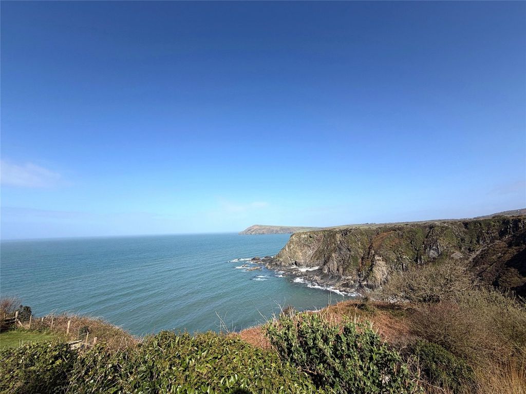 Property photo 2 of 17 Picture No. 18