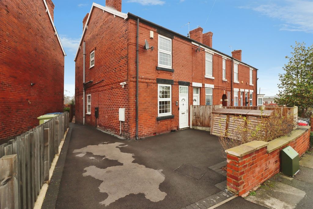 Property photo 1 of 14