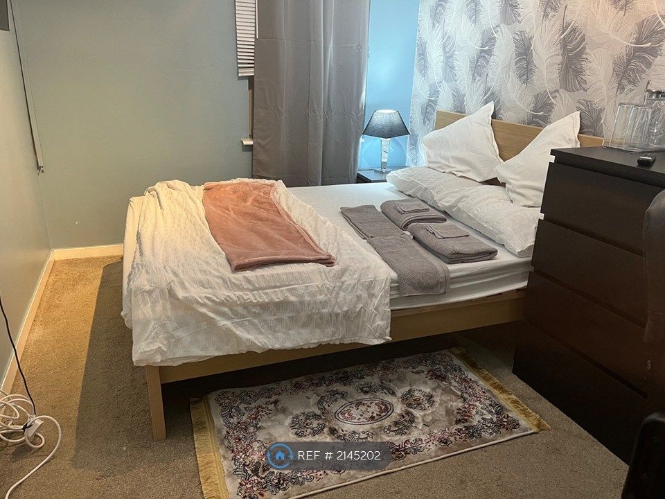 Property photo 1 of 35