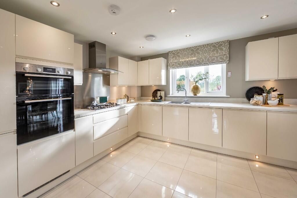 Property photo 2 of 7 Typical Interior