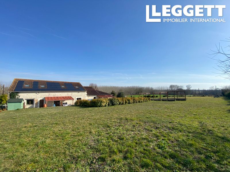 Property photo 3 of 10