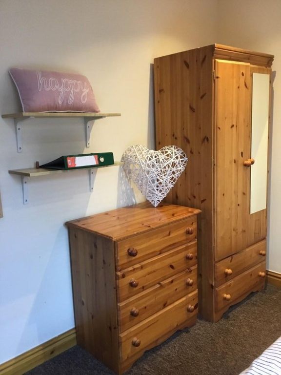 Property photo 3 of 16 Bed 2A.Jpg