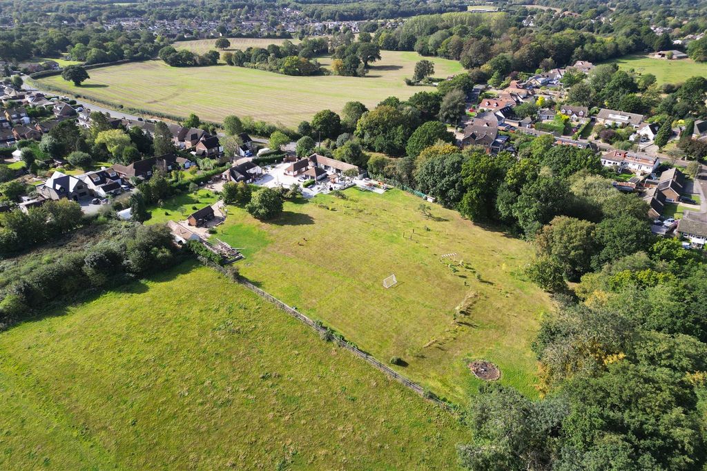 Property photo 2 of 62 Dji_0018.Jpg