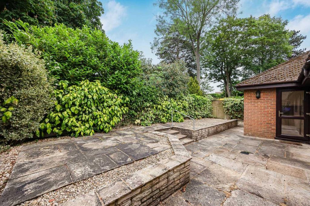 Property photo 2 of 18 Rear Garden
