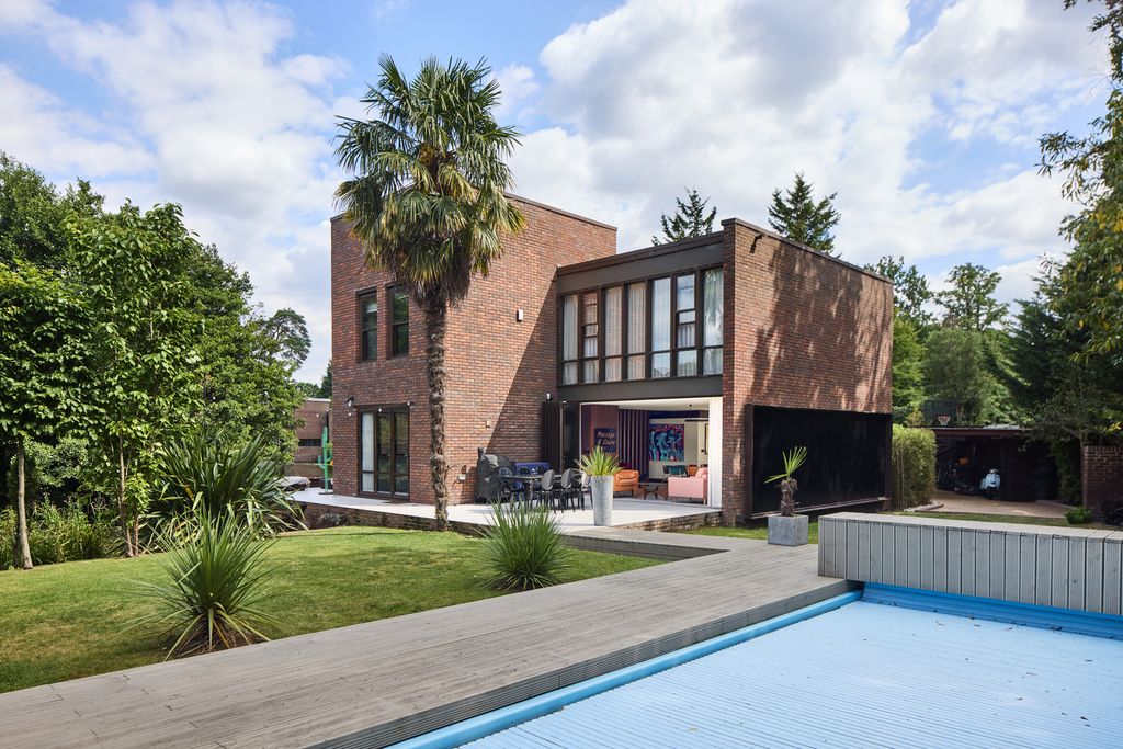 Additional image 19 of 5 bed detached house for saleLakeside Drive II, Esher, Surrey KT10