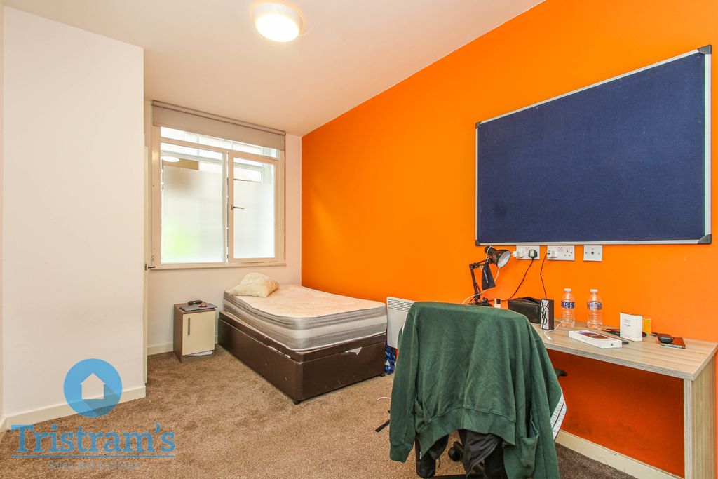 Property photo 2 of 8 Img_0401