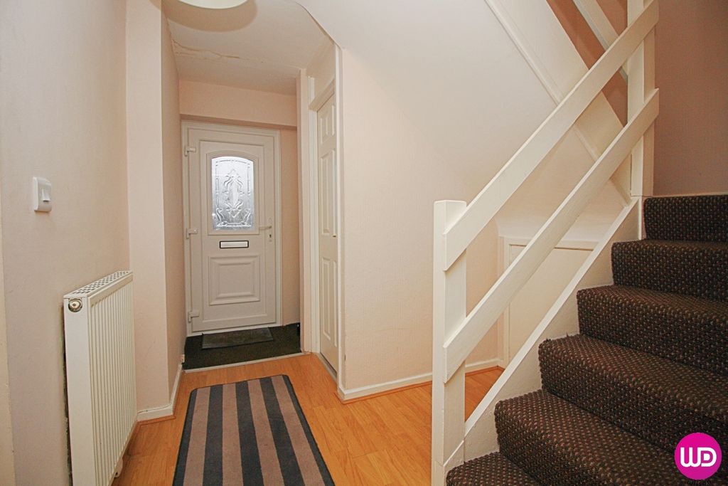 Property photo 2 of 30