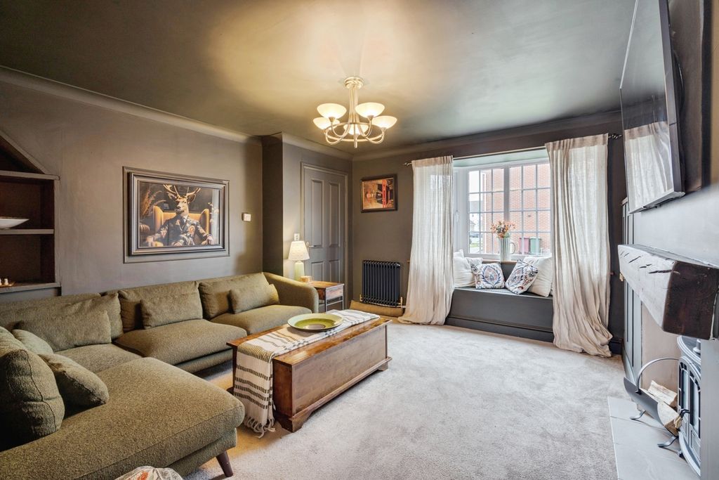 Property photo 2 of 20 Pbox-Img.Jpg