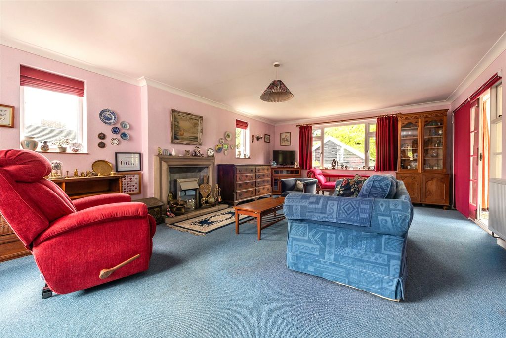 Property photo 3 of 21 Picture No. 15