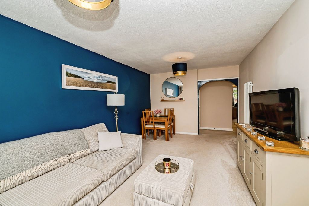 Property photo 3 of 14